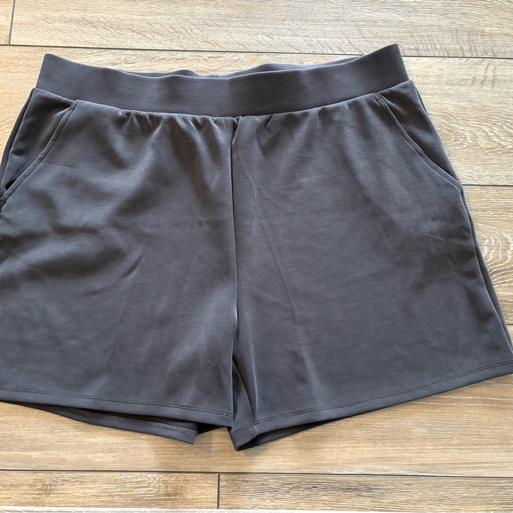 Lazypants Gray Shorts XXL